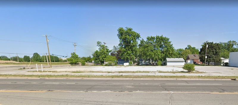 Little Dixie Restaurant - 2023 Empty Lot (newer photo)